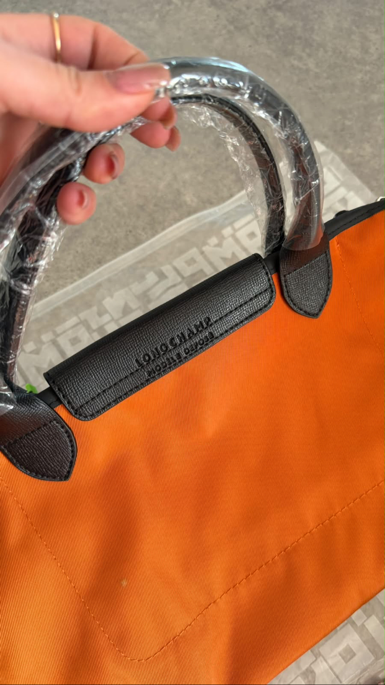 LONGCHAMP