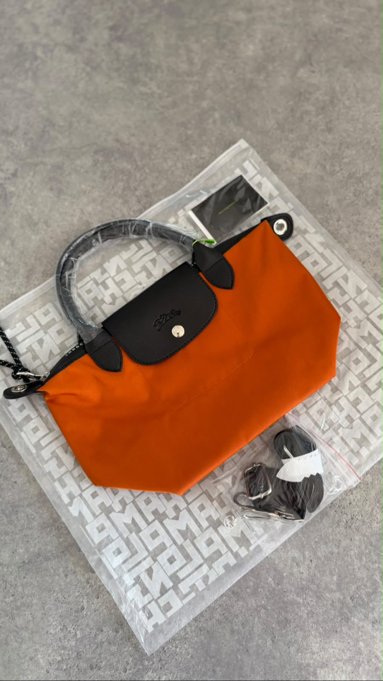 LONGCHAMP