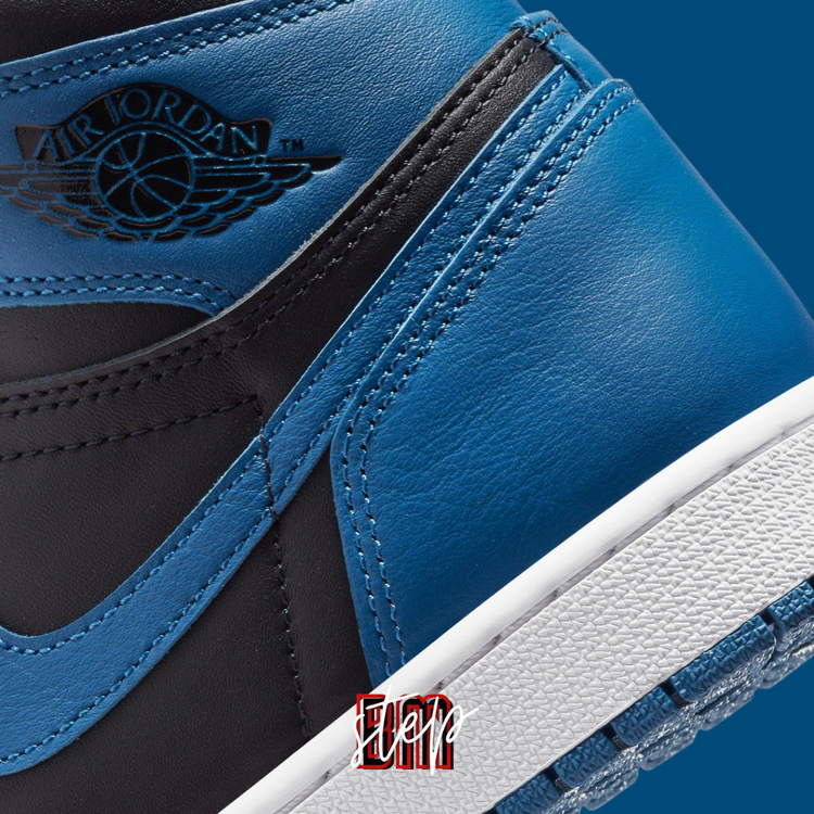 Nike Air Jordan 1 Retro High OG “Dark Marina Blue”