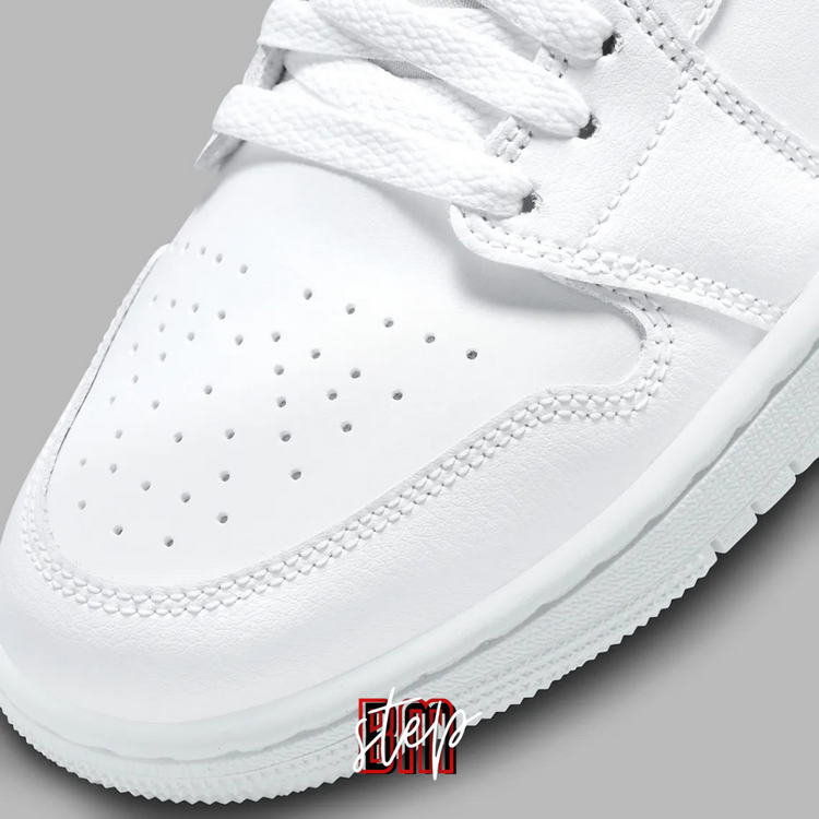 Nike Air Jordan 1 Low “Triple White”