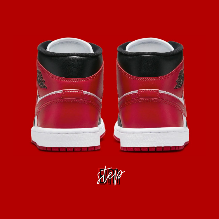 Nike Air Jordan 1 Mid "Alternate Bred Toe