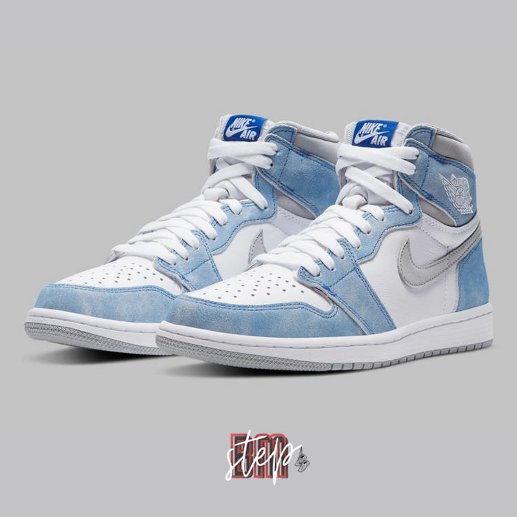 Air Jordan 1 Retro High OG “Hyper Royal”