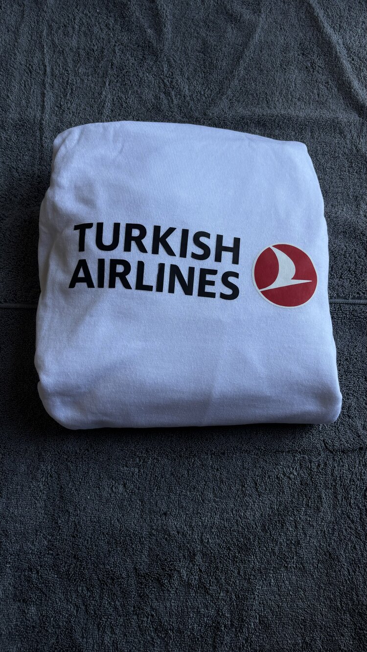 TURKISH AIRLINES BEYAZ PENYE SERVİS KILIFI