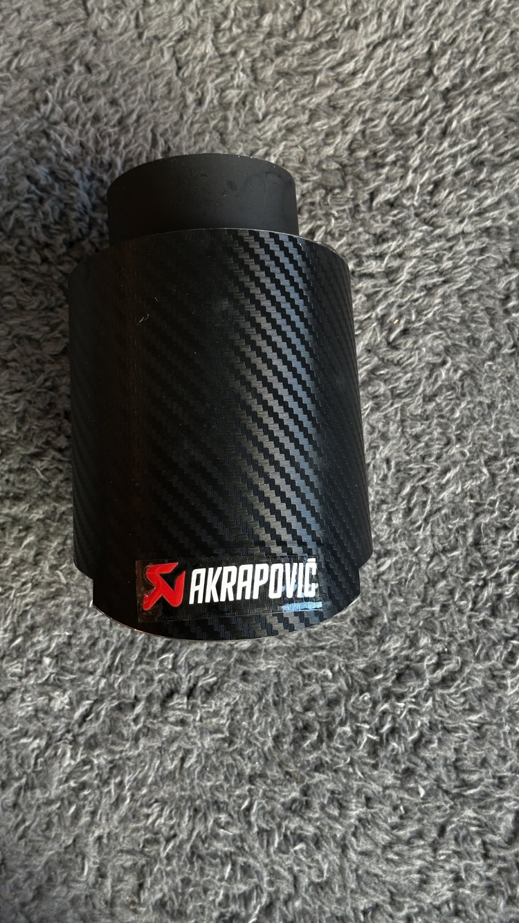 KARBON TEK ÇIKIŞ EGZOZ 80MM