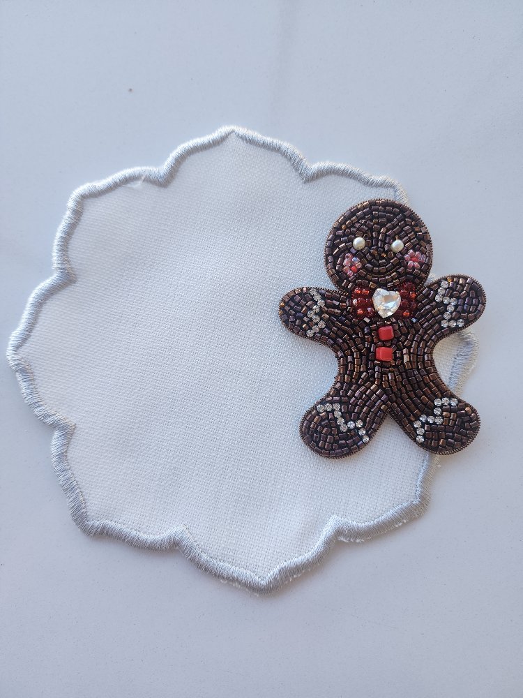 4lü yılbaşı broş set