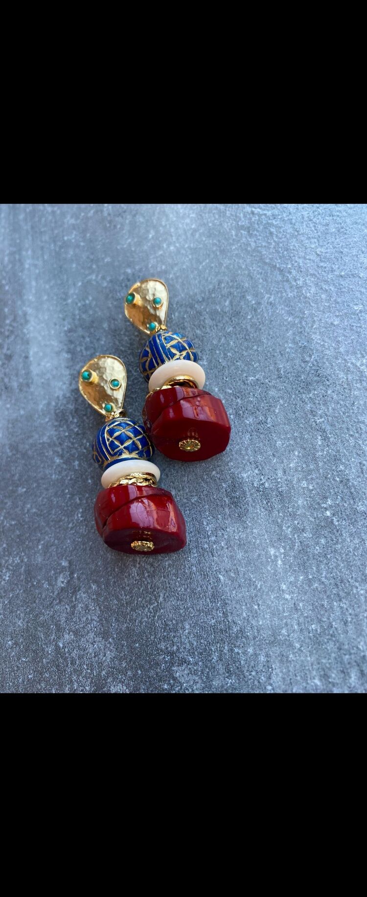 Carol and Traditional Blue Küpeler