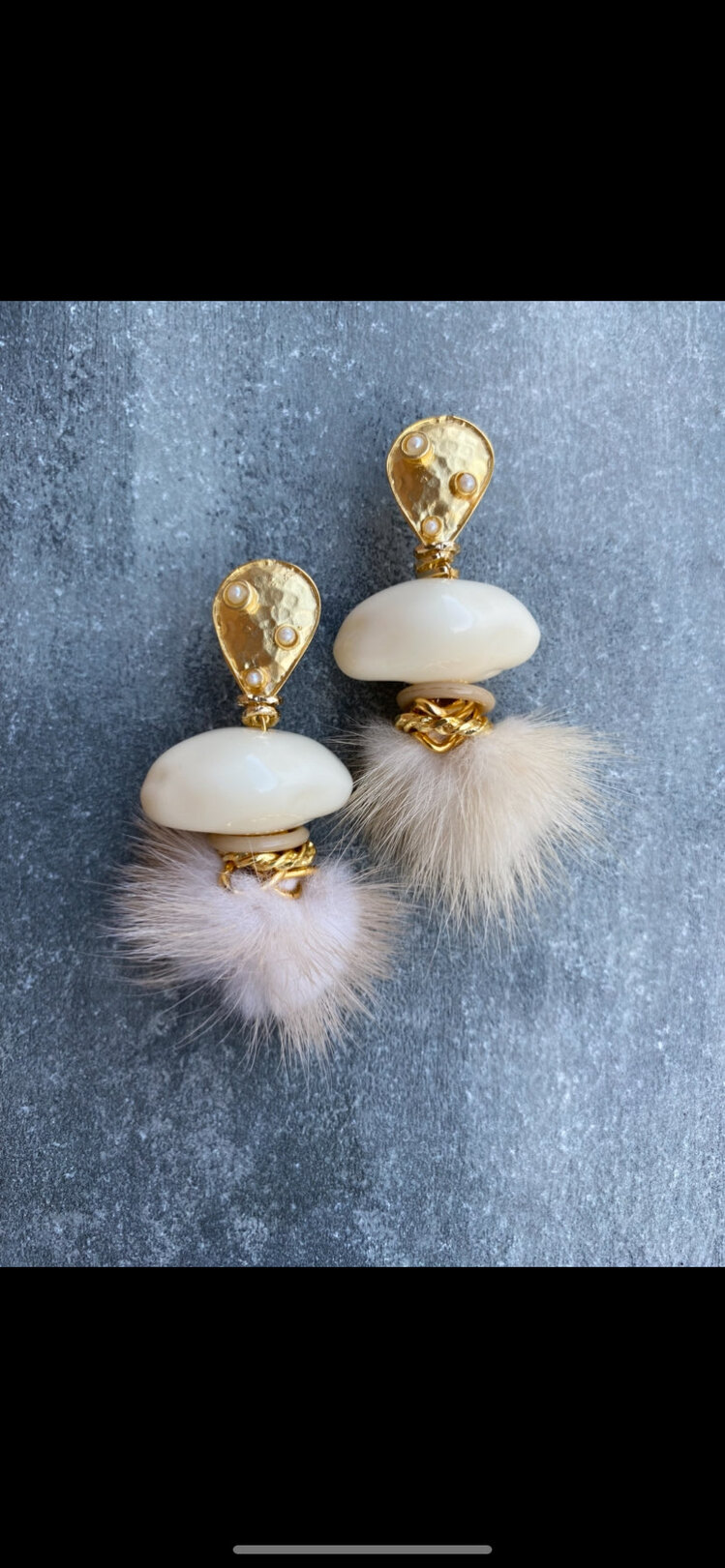 By Bulik Tasarım Cream Pearl Plush Esrrings