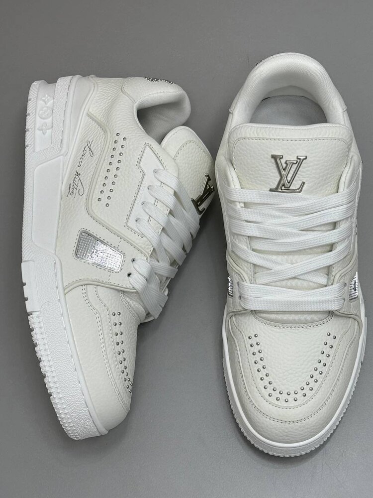 LV