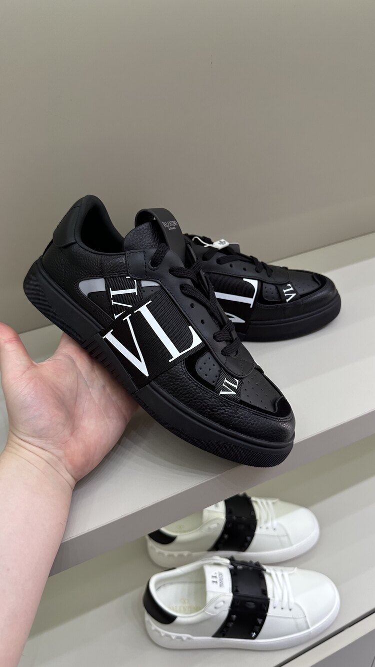 VALENTİNO