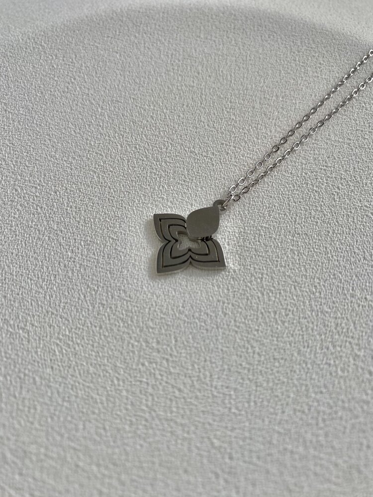 Van Cleef Kolye Gümüş Çelik Kolye 