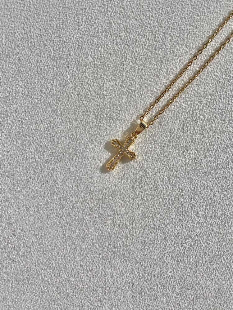 Minimalist Taşlı Haç Gold Çelik Kolye