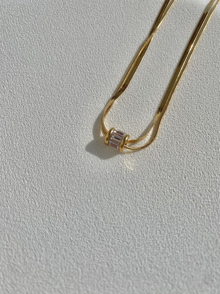 Çift Zincirli Silindir Gold Çelik Kolye
