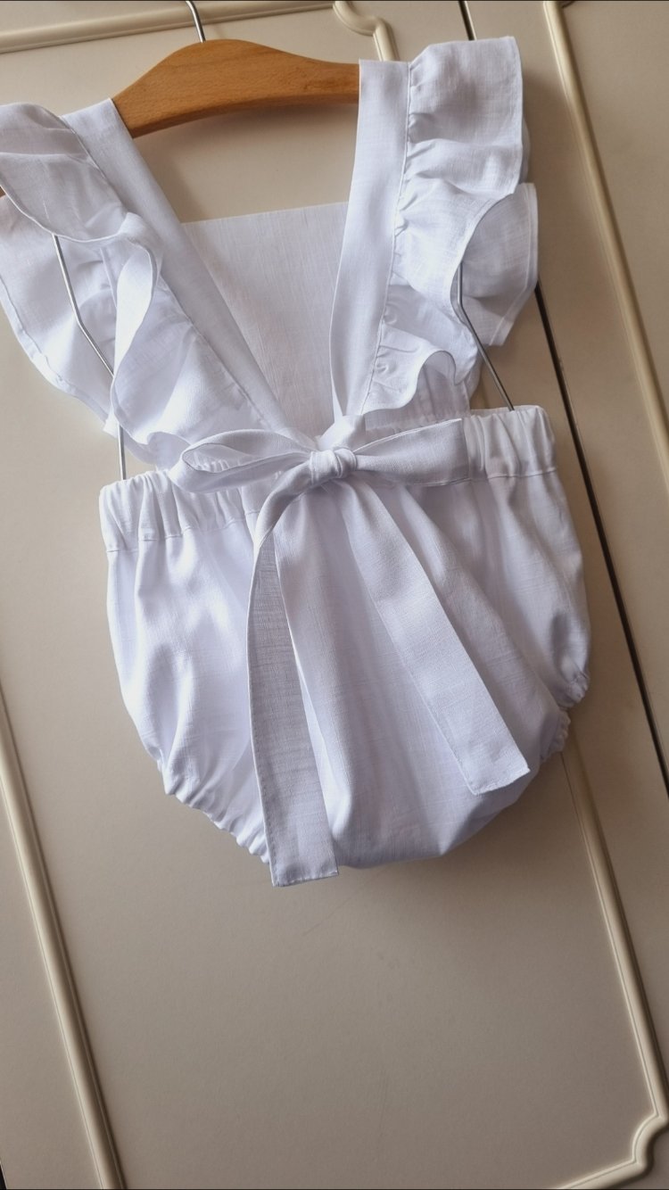 Beyaz Chic keten romper
