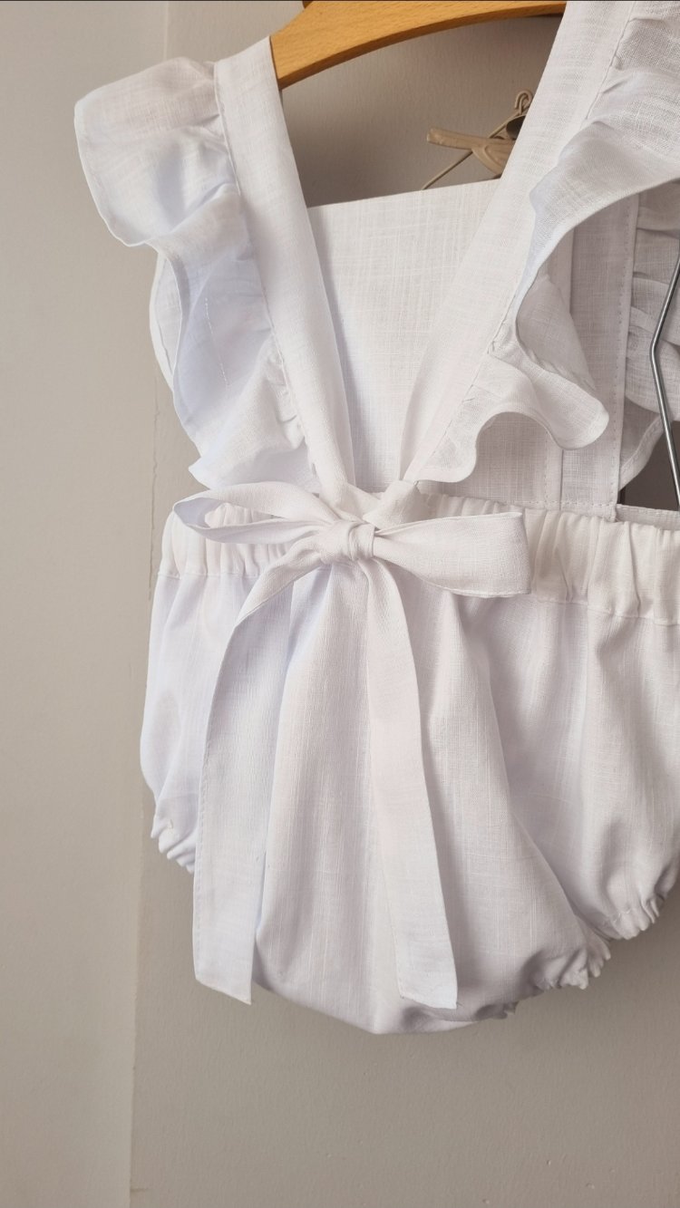 Beyaz Chic keten romper