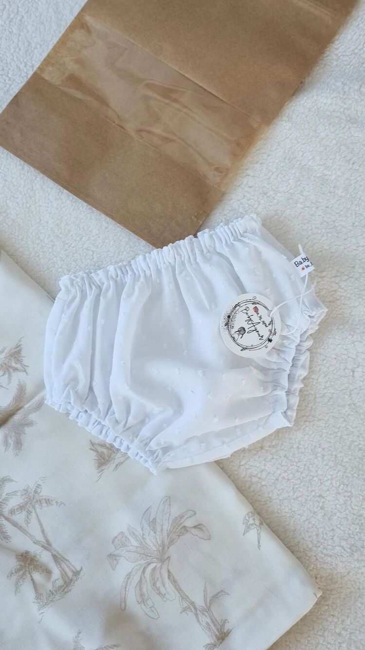 Beyaz plumeti bloomer