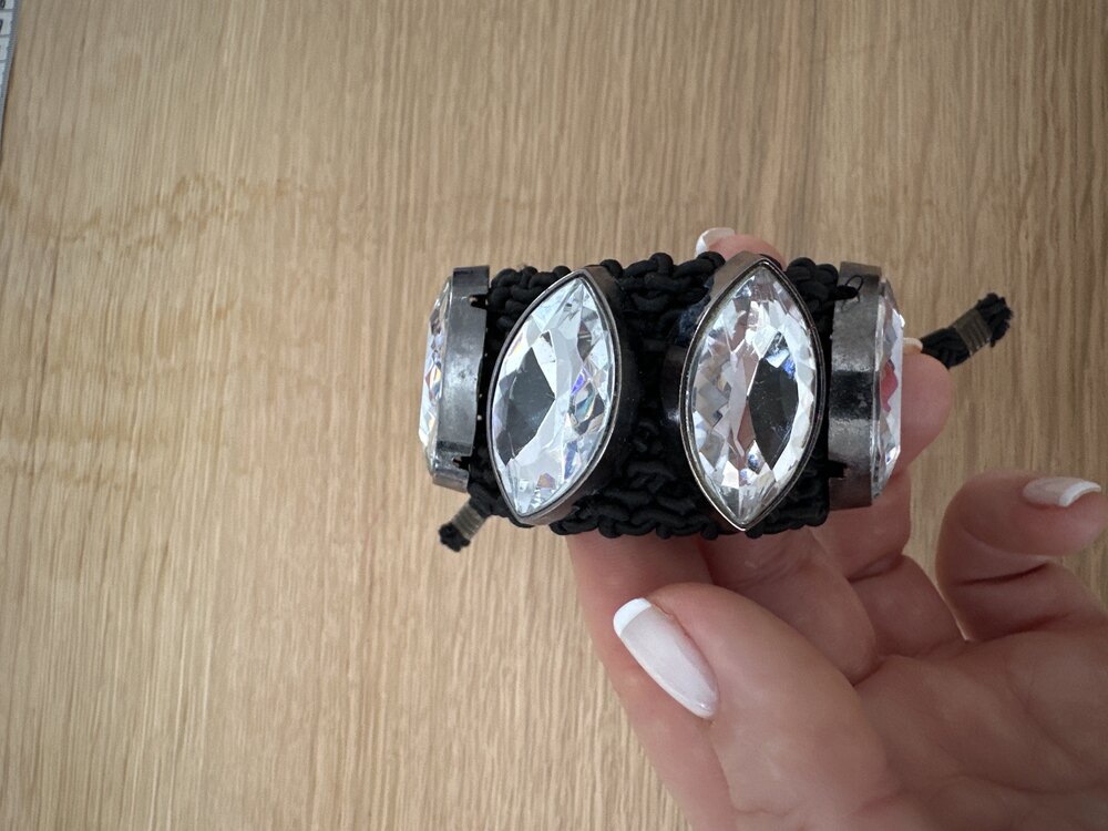 155 siyah el yapımı Swarovski yaşlı 18 cm bilkeklil