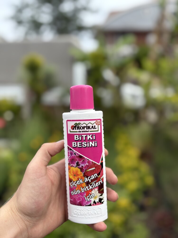 Tropikal çiçek açan bitkiler özel besin 225 ml 