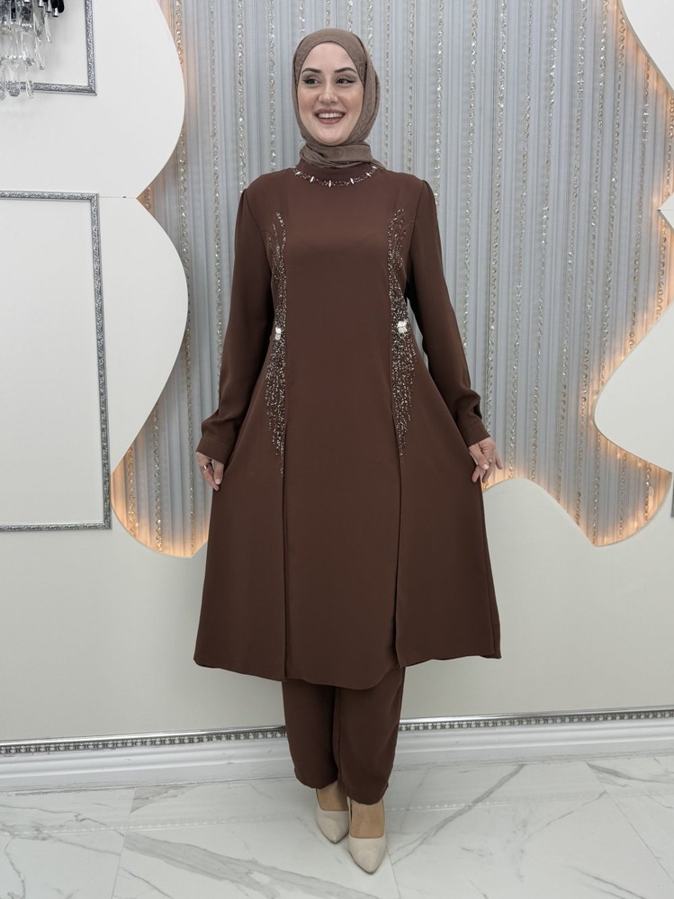 Nora Pantolonlu Takım