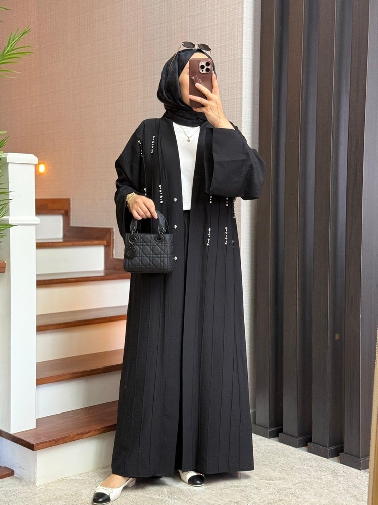 Zahha Abaya Takım