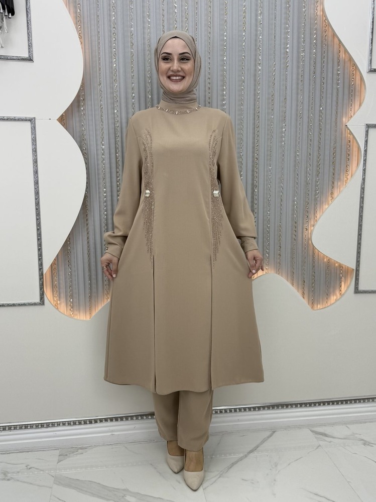 Nora Pantolonlu Takım