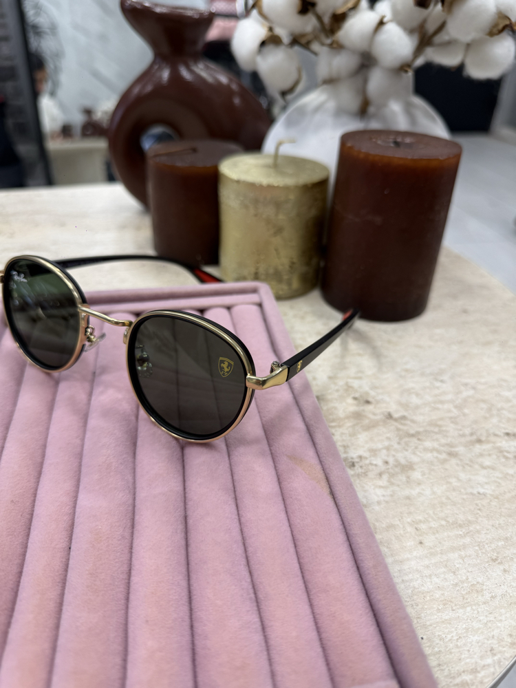 RB Ferrari Siyah Gold