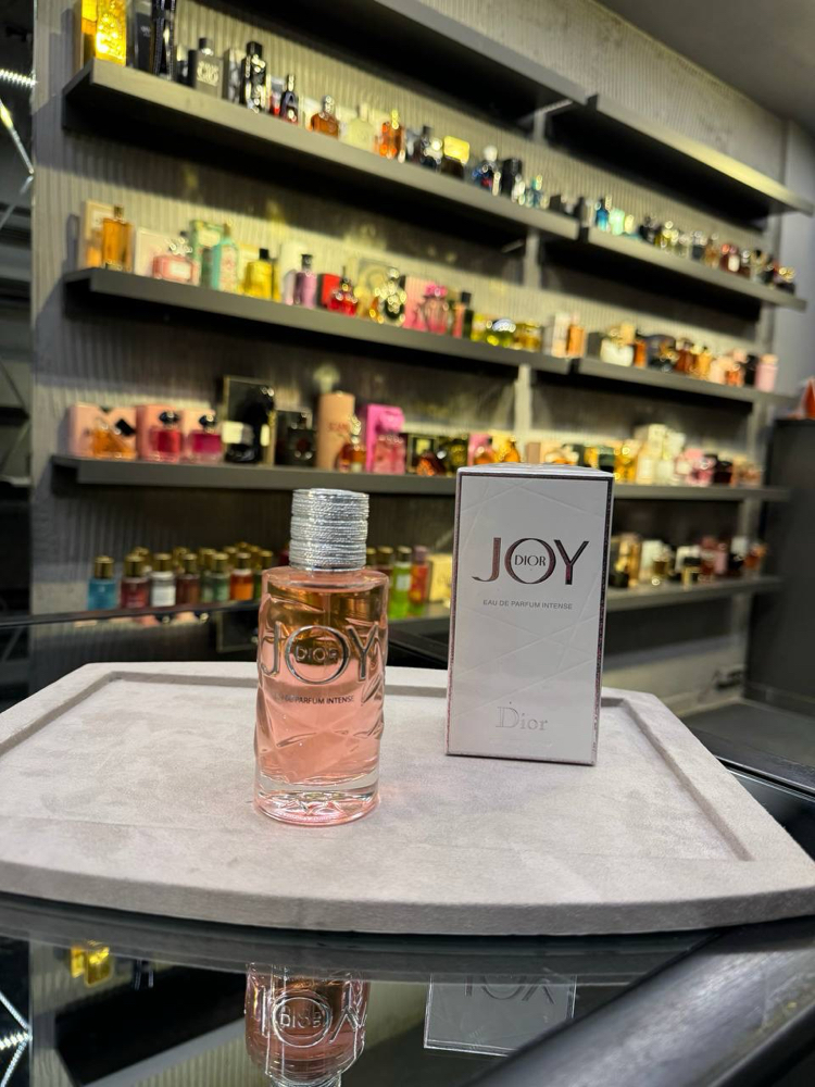 DİOR JOY