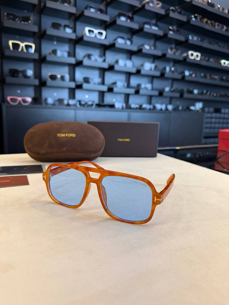 TOMFORD