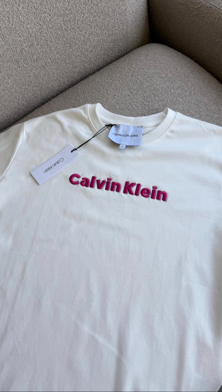 CK Pembe Nakışlı Tshirt