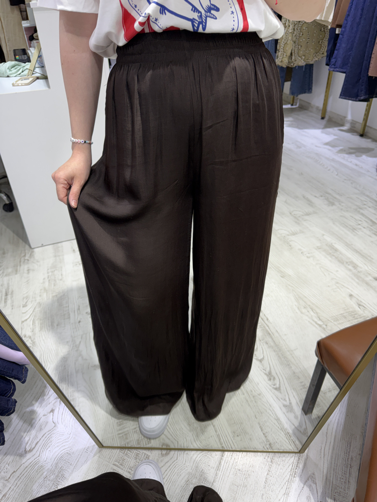 Dökümlü pantolon 