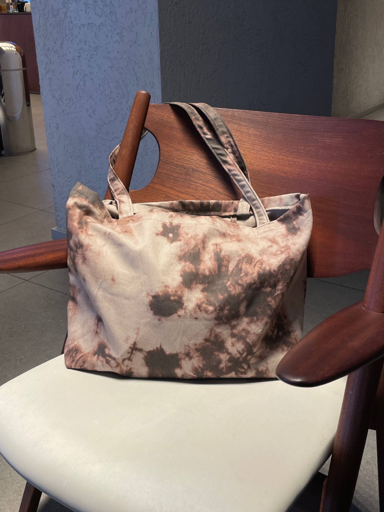 Colored shopper bag