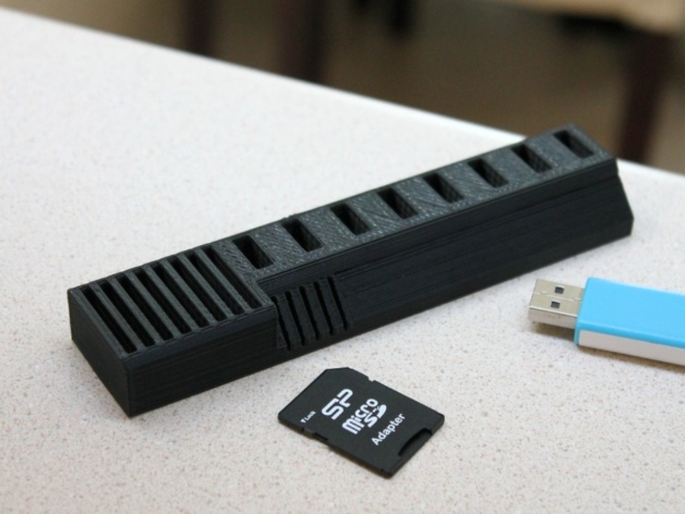 Usb Ve Sd Kart Tutucu
