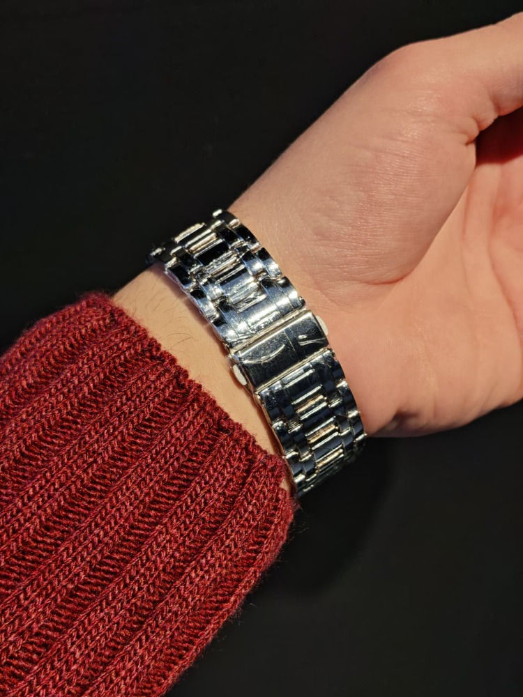 Rolex-Gümüş Saat Siyah Detaylı