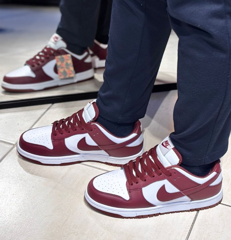 Nike Dunk Low-Bordo