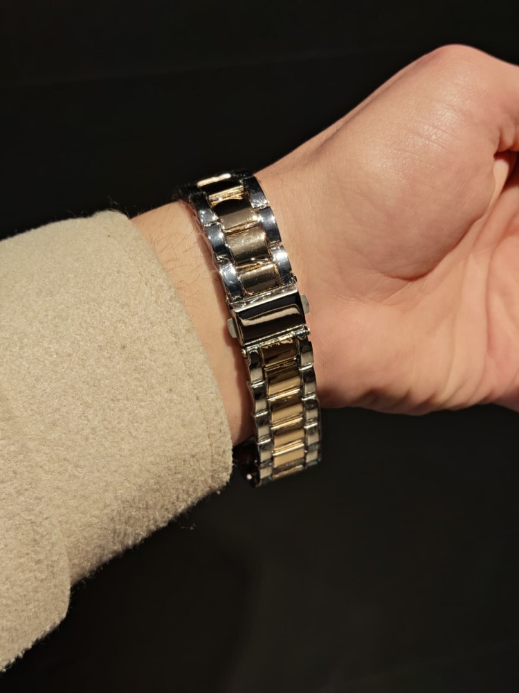 Rolex-Mavi Saat Gümüş Ve Altın Detaylı