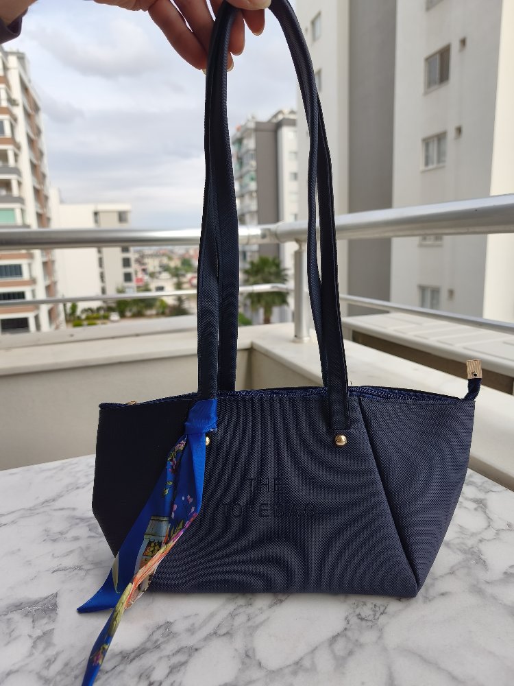 The bag lacivert renk