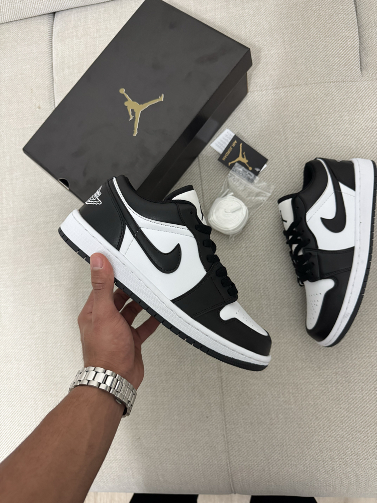 Air Jordan 1 Low Panda