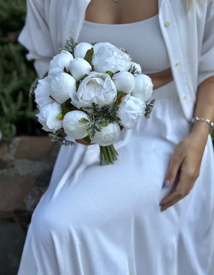 Becalla Peony