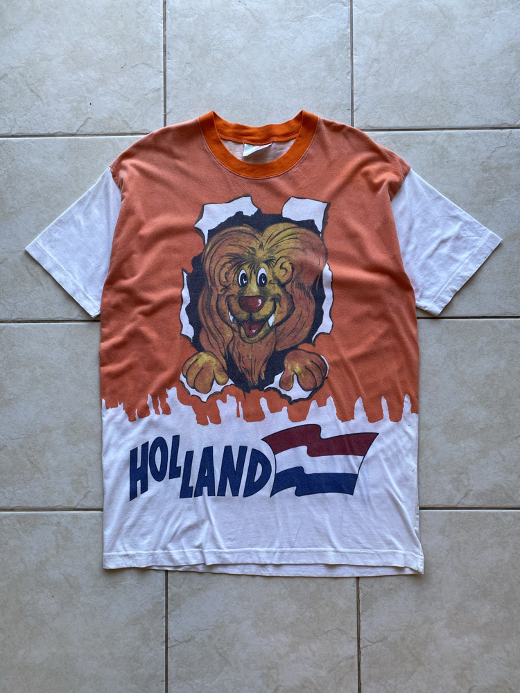 90’s Holland AOP Tee Large