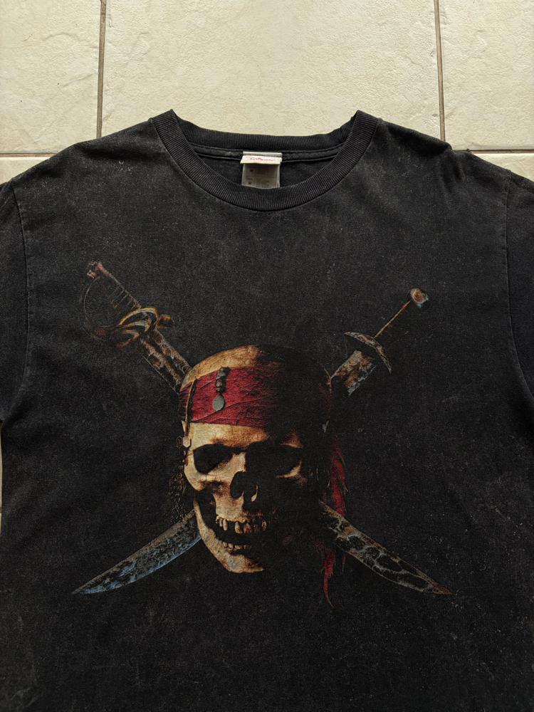 2003 Pirates of the Caribbean Tee M