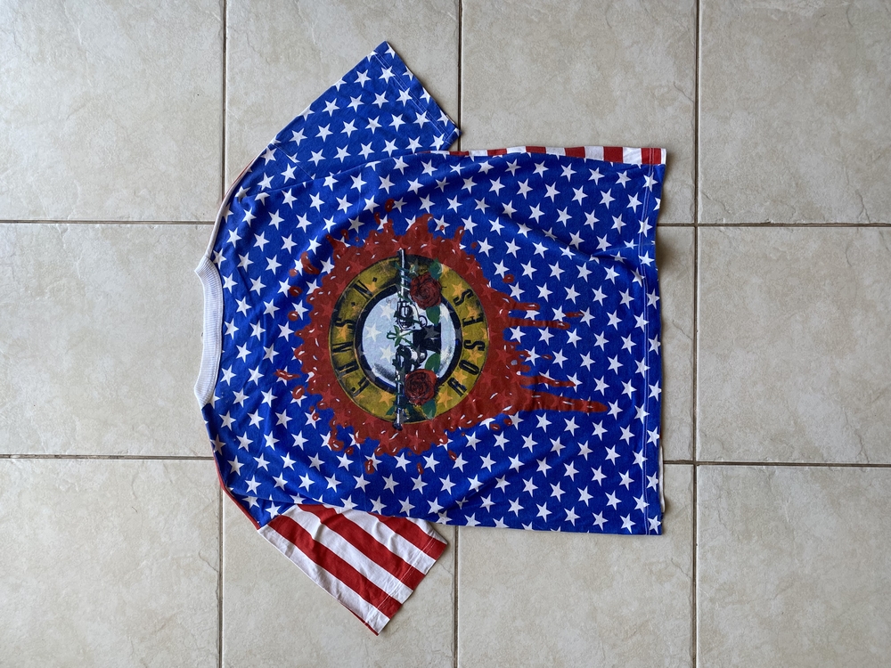 90’s Guns ‘N Roses AOP Tee Large