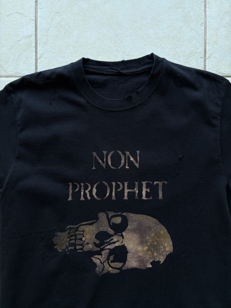 Distressed Y2K Non Prophet Tee Small