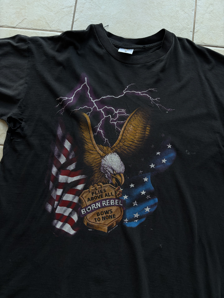 90’s Distressed Eagle Tee XXL