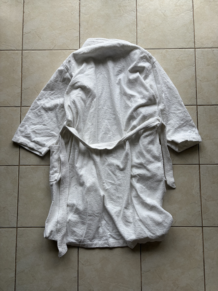 Alfred Hitchcock Psycho Bates Motel Robe