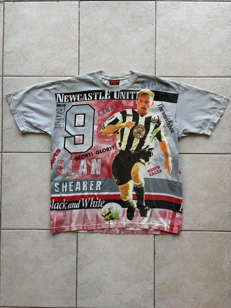 90’s Alan Shearer AOP Tee L-XL
