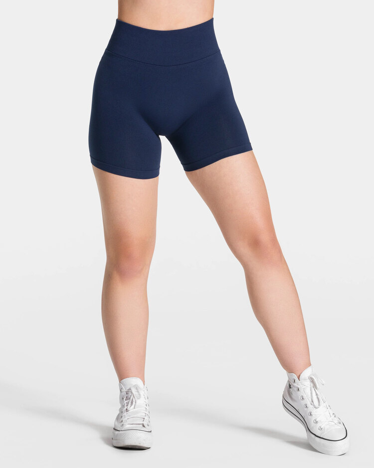 TV V MODEL MİNİ SHORT