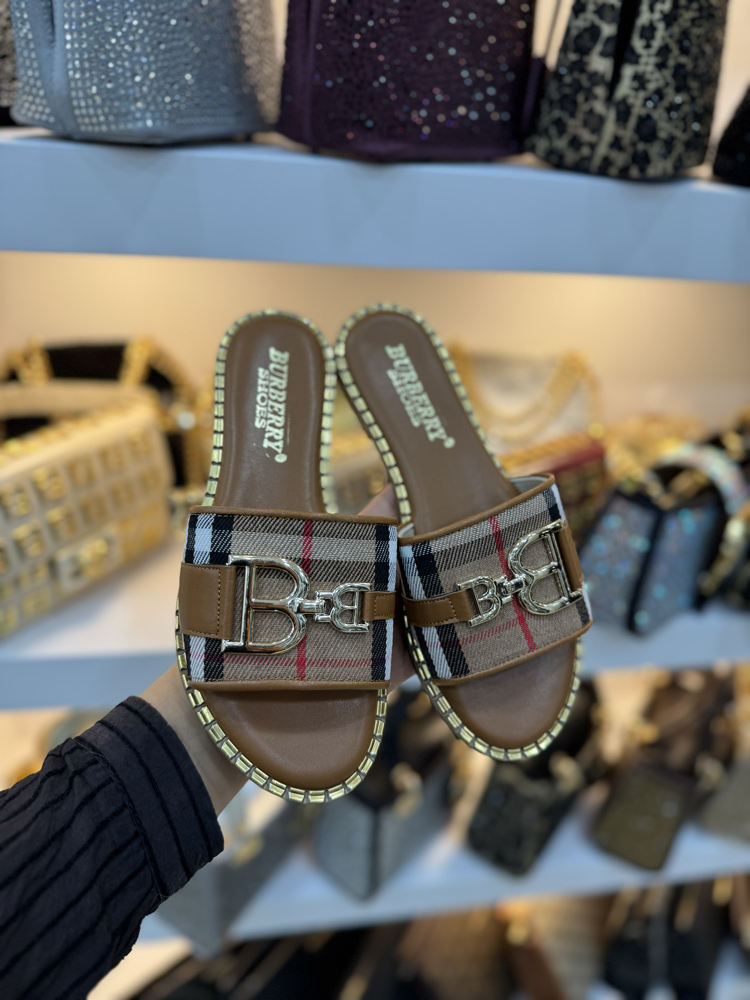 BURBERRY