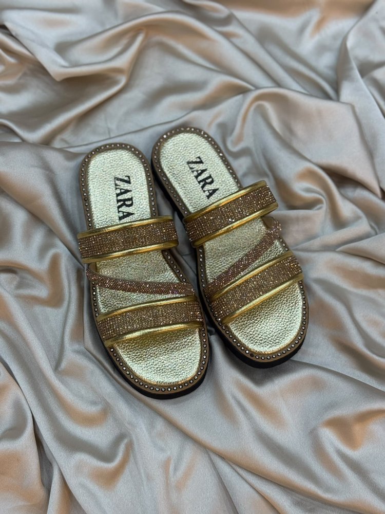 ZARA Gold taşlı terlik