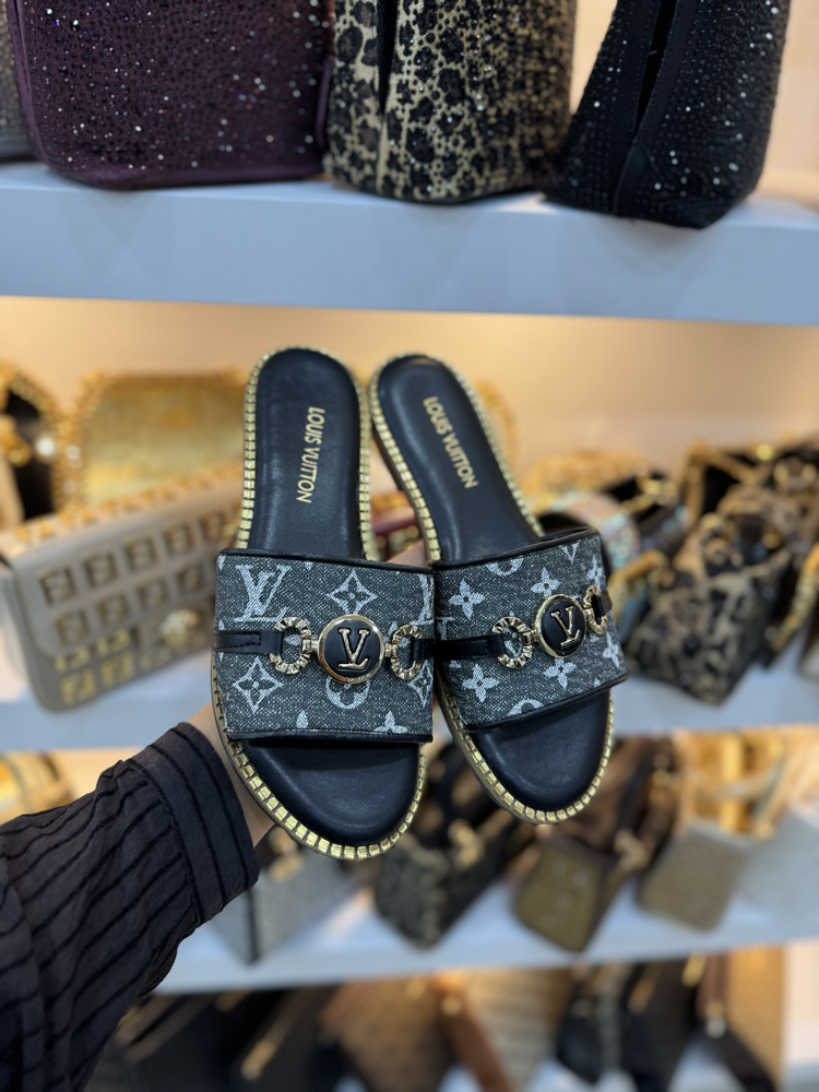 LV düz taban terlik 