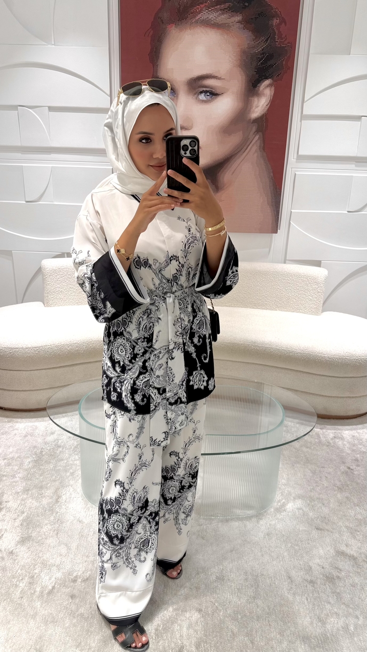 Hypnotic Silk Set