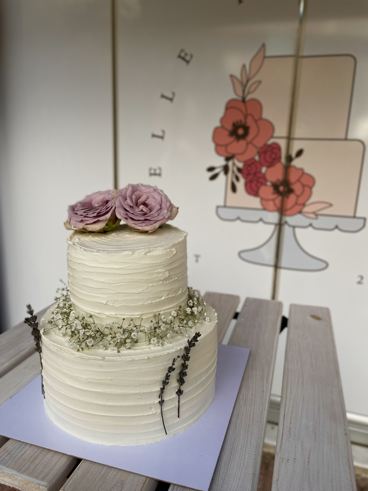 Engaged cake2